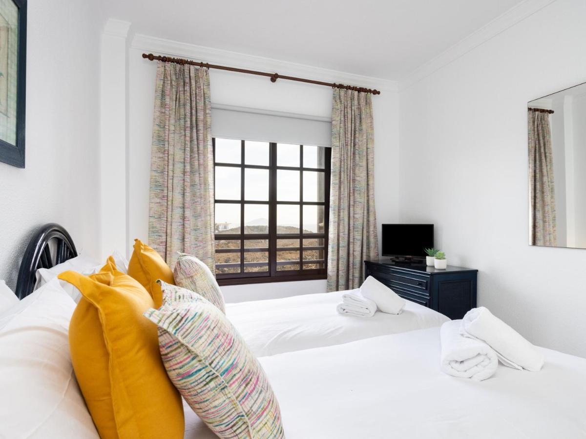 Live Balcon Del Mar Apartment Costa Del Silencio Bagian luar foto